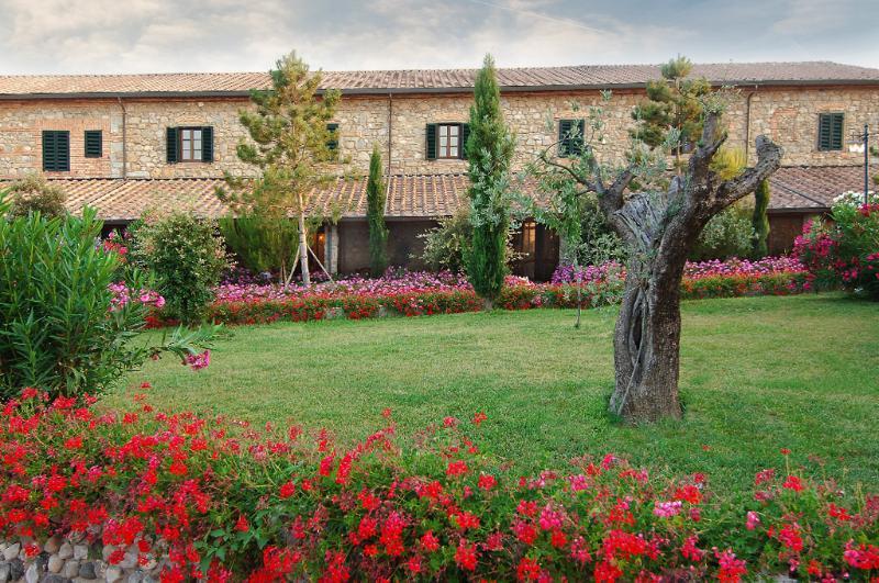 Hotel Fattoria Belvedere Guardistallo Esterno foto