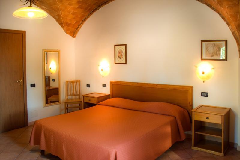 Hotel Fattoria Belvedere Guardistallo Esterno foto